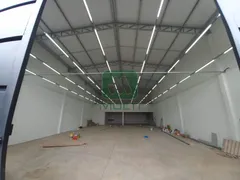 Loja / Salão / Ponto Comercial com 1 Quarto para alugar, 400m² no Martins, Uberlândia - Foto 7