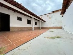 Casa com 3 Quartos à venda, 360m² no Santa Amélia, Belo Horizonte - Foto 28