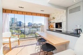 Apartamento com 1 Quarto à venda, 56m² no Três Figueiras, Porto Alegre - Foto 1