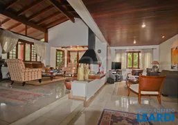 Casa de Condomínio com 5 Quartos à venda, 450m² no Alphaville, Santana de Parnaíba - Foto 3