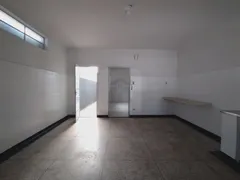 Casa com 4 Quartos para alugar, 220m² no Nossa Senhora Aparecida, Uberlândia - Foto 11