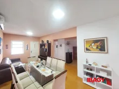 Casa com 6 Quartos para alugar, 233m² no Daniela, Florianópolis - Foto 2