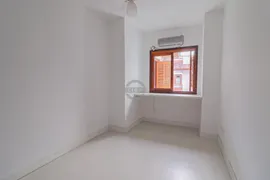 Sobrado com 4 Quartos à venda, 219m² no Ipanema, Porto Alegre - Foto 18