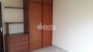 Casa com 4 Quartos à venda, 200m² no Saraiva, Uberlândia - Foto 6