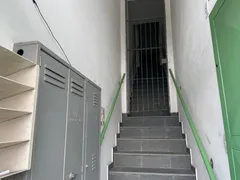 Prédio Inteiro à venda, 250m² no Santo Antônio, Osasco - Foto 24