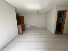 Apartamento com 2 Quartos à venda, 69m² no Vitoria, Londrina - Foto 3