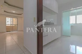 Apartamento com 3 Quartos para alugar, 69m² no Vila Camilopolis, Santo André - Foto 2