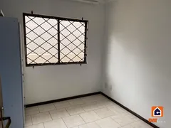 Casa com 4 Quartos à venda, 144m² no Uvaranas, Ponta Grossa - Foto 9