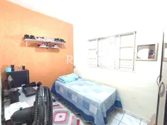 Casa com 3 Quartos à venda, 166m² no Jardim Holanda, Uberlândia - Foto 8