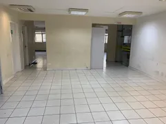 Prédio Inteiro para alugar, 1585m² no Centro, Curitiba - Foto 9