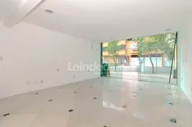 Loja / Salão / Ponto Comercial para alugar, 50m² no Mont' Serrat, Porto Alegre - Foto 2