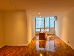 Apartamento com 3 Quartos para alugar, 130m² no Ipanema, Rio de Janeiro - Foto 2