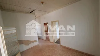 Casa com 3 Quartos à venda, 100m² no Lidice, Uberlândia - Foto 4
