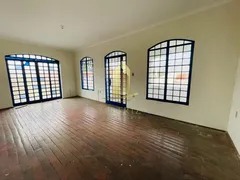 Casa com 3 Quartos para alugar, 545m² no Jardim Aeroporto I, Franca - Foto 21