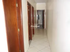 Casa com 3 Quartos à venda, 161m² no Nova Uberlandia, Uberlândia - Foto 4