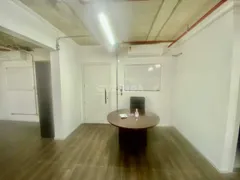 Conjunto Comercial / Sala para alugar, 105m² no Jardim Europa, Porto Alegre - Foto 7