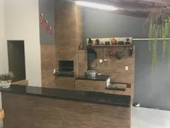 Casa com 3 Quartos à venda, 165m² no Jardim Europa, Uberlândia - Foto 2