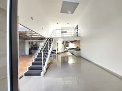 Casa com 3 Quartos para alugar, 255m² no Alto Umuarama, Uberlândia - Foto 6