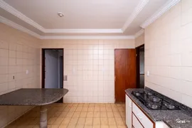 Casa com 4 Quartos para alugar, 378m² no Setor Oeste, Goiânia - Foto 14