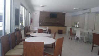 Apartamento com 2 Quartos para alugar, 63m² no Buraquinho, Lauro de Freitas - Foto 9