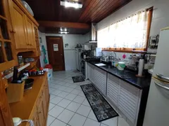 Casa de Condomínio com 4 Quartos à venda, 380m² no Samambaia, Petrópolis - Foto 37