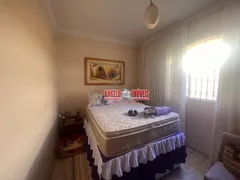 Casa com 3 Quartos à venda, 185m² no Maria Helena, Belo Horizonte - Foto 25