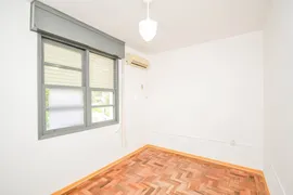 Apartamento com 2 Quartos para alugar, 51m² no Cristal, Porto Alegre - Foto 3