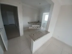 Apartamento com 2 Quartos para alugar, 60m² no Pampulha, Uberlândia - Foto 10