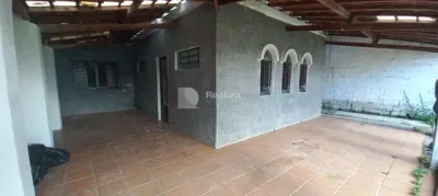 Casa Comercial com 2 Quartos para alugar, 120m² no Parque Senhor do Bonfim, Taubaté - Foto 2