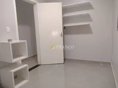 Casa com 3 Quartos à venda, 140m² no Jardim Gurilândia, Taubaté - Foto 7