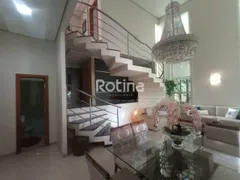 Casa de Condomínio com 4 Quartos para alugar, 315m² no Morada da Colina, Uberlândia - Foto 3