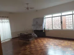 Casa com 2 Quartos para alugar, 250m² no Parque Itamarati, Jacareí - Foto 1