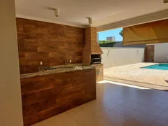 Casa de Condomínio com 3 Quartos para alugar, 350m² no Parque Residencial Damha, São José do Rio Preto - Foto 4