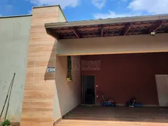 Casa com 3 Quartos à venda, 144m² no Jardim Morumbi, Araraquara - Foto 2