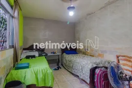 Casa com 4 Quartos para alugar, 250m² no João Pinheiro, Belo Horizonte - Foto 29