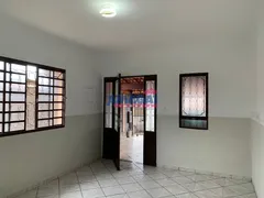 Sobrado com 2 Quartos à venda, 142m² no Parque Santo Antônio, Jacareí - Foto 4