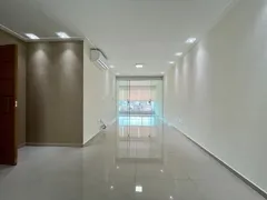 Apartamento com 3 Quartos para alugar, 151m² no Embaré, Santos - Foto 2