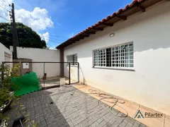 Casa com 4 Quartos à venda, 195m² no Aeroporto, Londrina - Foto 2