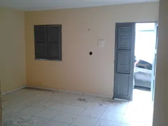 Casa com 2 Quartos para alugar, 60m² no Quintino Cunha, Fortaleza - Foto 2
