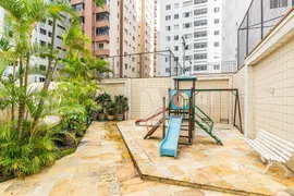 Apartamento com 3 Quartos para alugar, 116m² no Água Verde, Curitiba - Foto 25