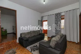 Casa com 3 Quartos à venda, 400m² no Novo Riacho, Contagem - Foto 4