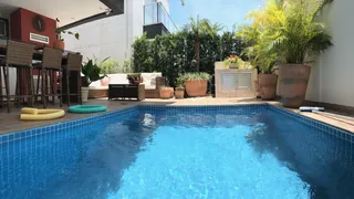 Casa de Condomínio com 5 Quartos à venda, 300m² no Recreio Dos Bandeirantes, Rio de Janeiro - Foto 1