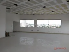 Casa Comercial para alugar, 680m² no Parque Itamarati, Jacareí - Foto 3