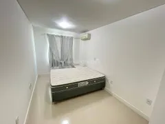 Apartamento com 3 Quartos para alugar, 80m² no Bombas, Bombinhas - Foto 16