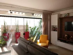 Casa com 3 Quartos à venda, 245m² no Saraiva, Uberlândia - Foto 1