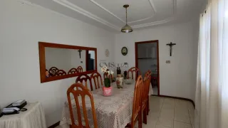 Casa com 3 Quartos para alugar, 222m² no Ipanema, Londrina - Foto 12