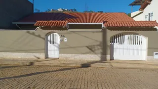 Casa com 4 Quartos à venda, 247m² no , Além Paraíba - Foto 2