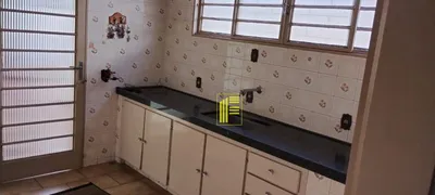 Casa com 3 Quartos à venda, 210m² no Vila Aeroporto, São José do Rio Preto - Foto 8