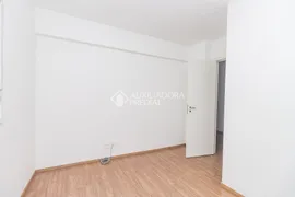 Apartamento com 2 Quartos para alugar, 55m² no Jardim Carvalho, Porto Alegre - Foto 12