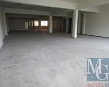 Prédio Inteiro para venda ou aluguel, 1500m² no Jardim Vinte e Cinco de Agosto, Duque de Caxias - Foto 12